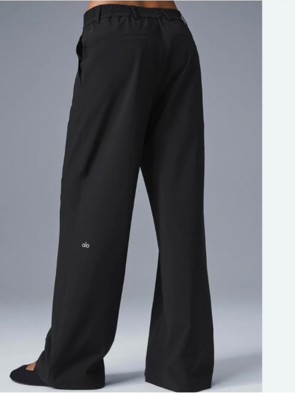 ALO Yoga Men’s Black Wide-Leg Sweatpants